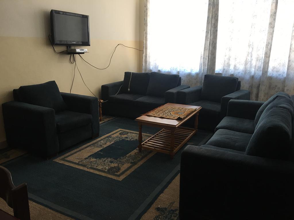 Aljazeera Hotel Apartments * Amman